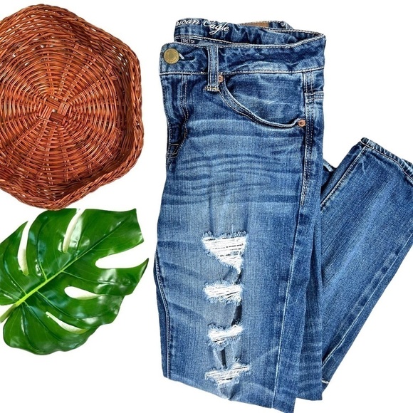 American Eagle AEO Y2K Distressed Grunge Frayed Slouchy Mid Rise Jeans Size 4 - Picture 16 of 16